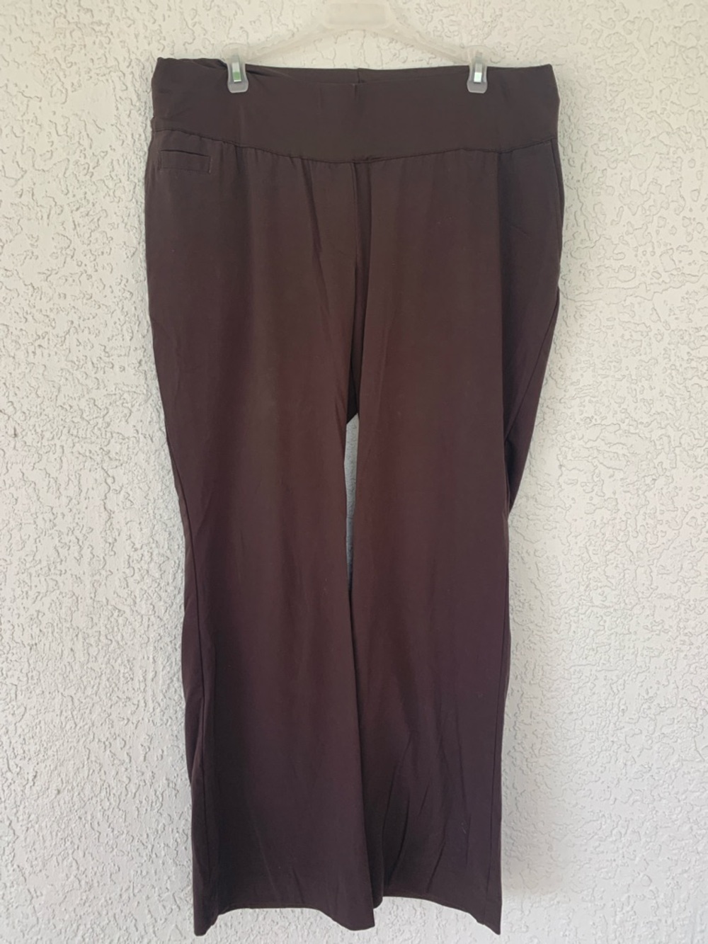 Liz Lange Maternity Dark Brown Wide-Leg Ponte Pants size 12
